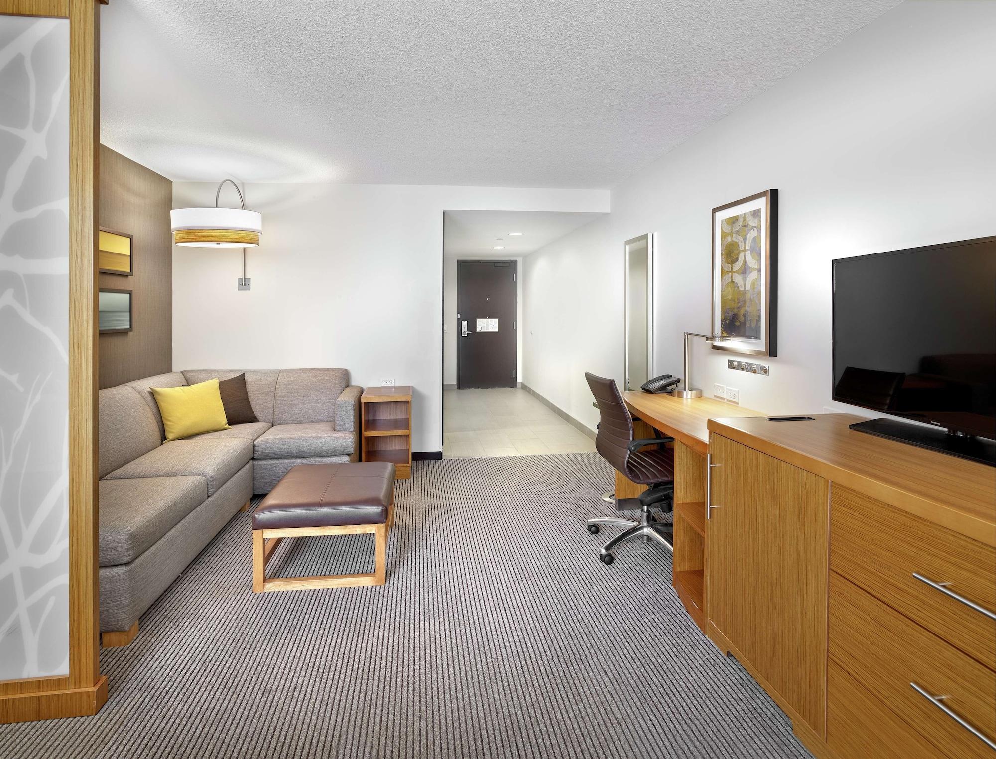 Doubletree By Hilton Edmonton Downtown Hotel Ngoại thất bức ảnh