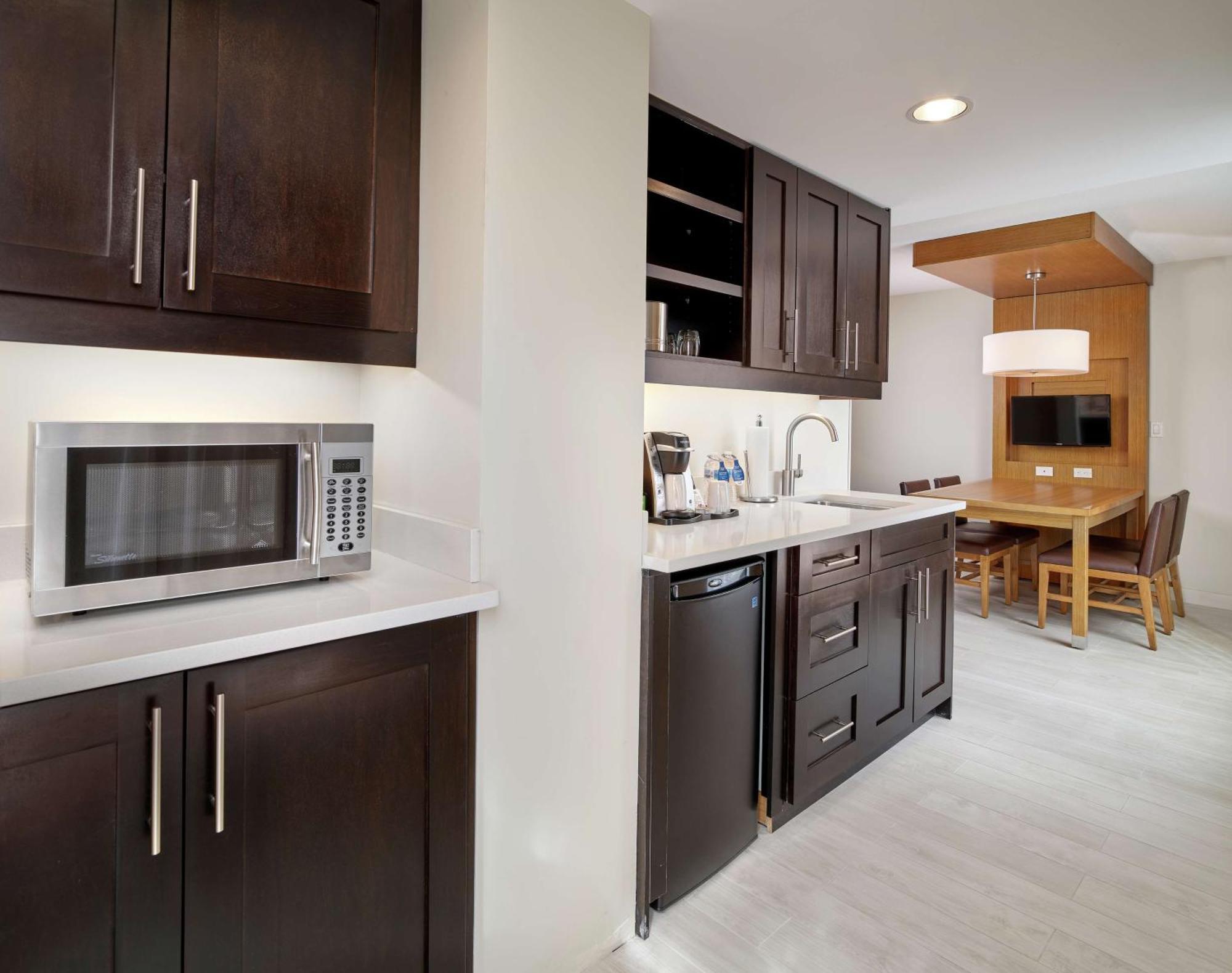 Doubletree By Hilton Edmonton Downtown Hotel Ngoại thất bức ảnh