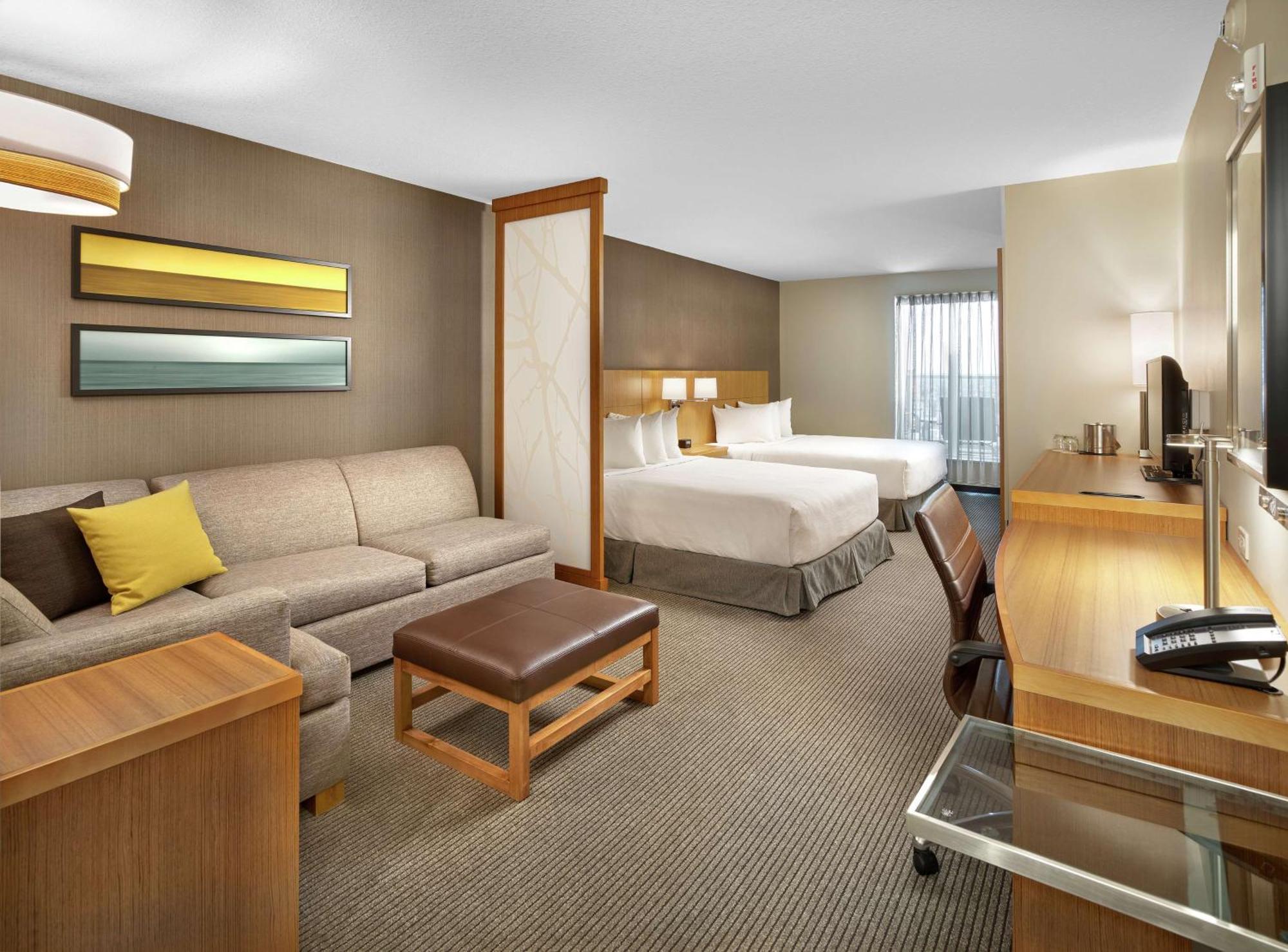 Doubletree By Hilton Edmonton Downtown Hotel Ngoại thất bức ảnh