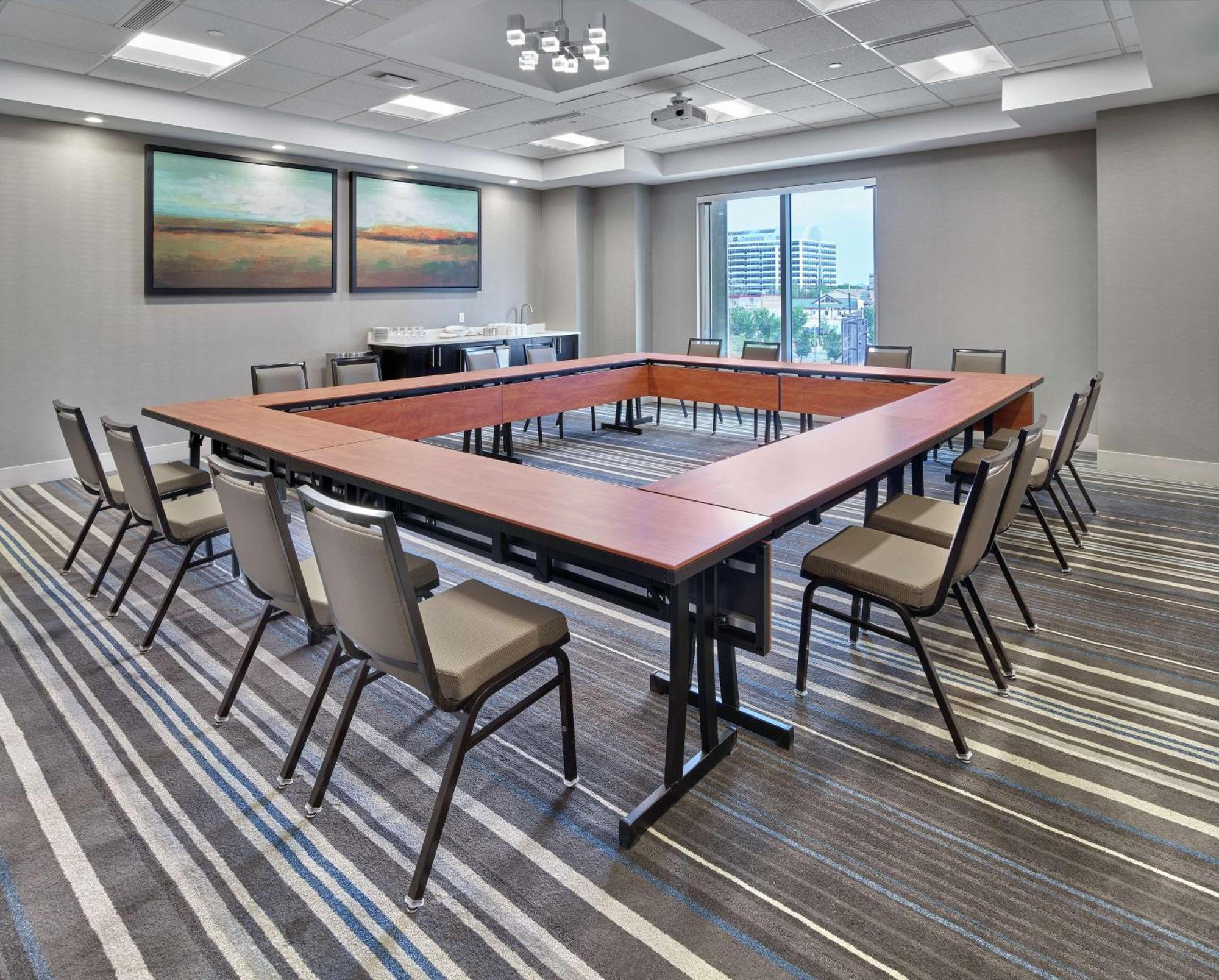 Doubletree By Hilton Edmonton Downtown Hotel Ngoại thất bức ảnh