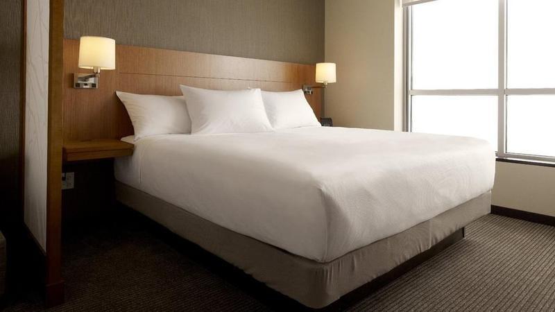 Doubletree By Hilton Edmonton Downtown Hotel Ngoại thất bức ảnh