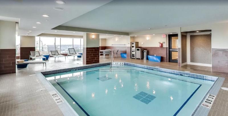 Doubletree By Hilton Edmonton Downtown Hotel Ngoại thất bức ảnh