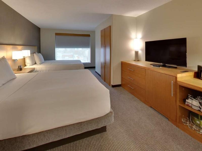 Doubletree By Hilton Edmonton Downtown Hotel Ngoại thất bức ảnh